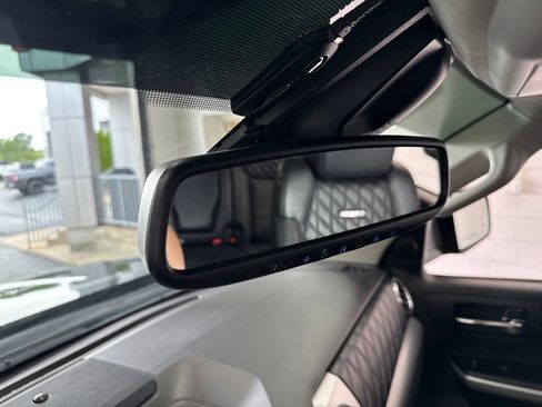 Certified 2019 Toyota Tundra Platinum AWD/4WD image 36