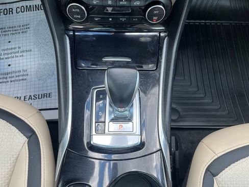 Used 2019 INFINITI QX30 AWD w/ Navigation Package image 15