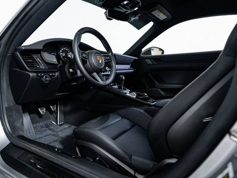 Used 2024 Porsche 911 Carrera T image 15