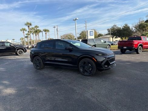 New 2026 Chevrolet Equinox EV RS image 11