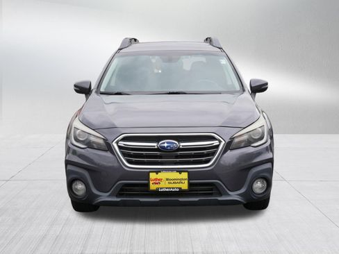 Used 2019 Subaru Outback 3.6R Limited AWD/4WD image 8