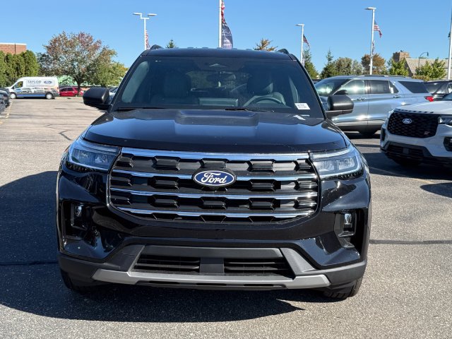New 2027 Ford Explorer Active w/ Active Comfort Package AWD/4WD image 2