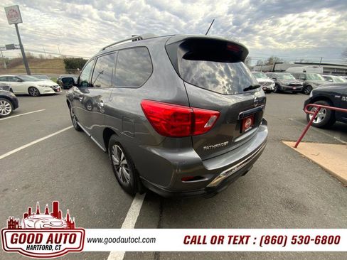 Used 2017 Nissan Pathfinder S image 8