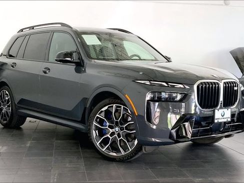 Used 2024 BMW X7 M60i AWD/4WD image 2
