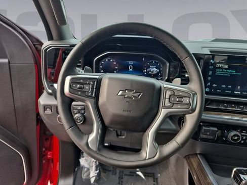 Used 2024 Chevrolet Silverado 1500 LT Trail Boss w/ Convenience Package II AWD/4WD image 13