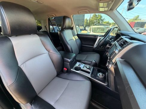 Used 2018 Toyota 4Runner SR5 Premium AWD/4WD image 4