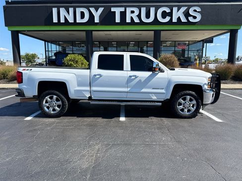 Used 2017 Chevrolet Silverado 2500 LTZ w/ Duramax Plus Package image 2