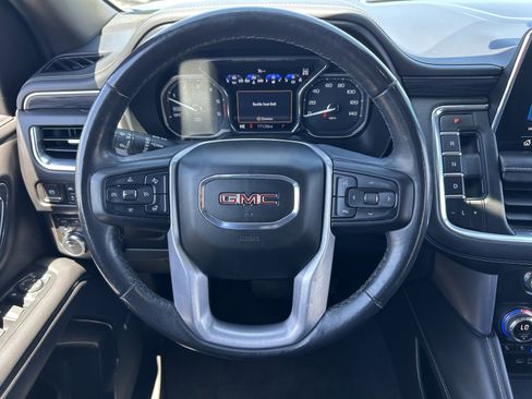Certified 2021 GMC Yukon XL SLT w/ SLT Luxury Package AWD/4WD image 23