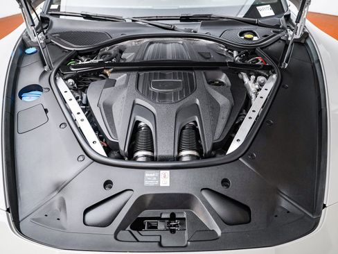 Used 2025 Porsche Panamera 4S image 31