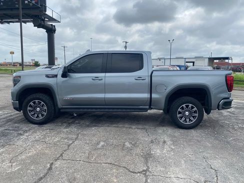 Used 2024 GMC Sierra 1500 AT4 w/ AT4 Carbonpro Edition AWD/4WD image 2