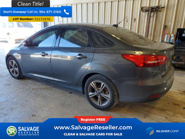 Used 2017 Ford Focus SE FWD image 3