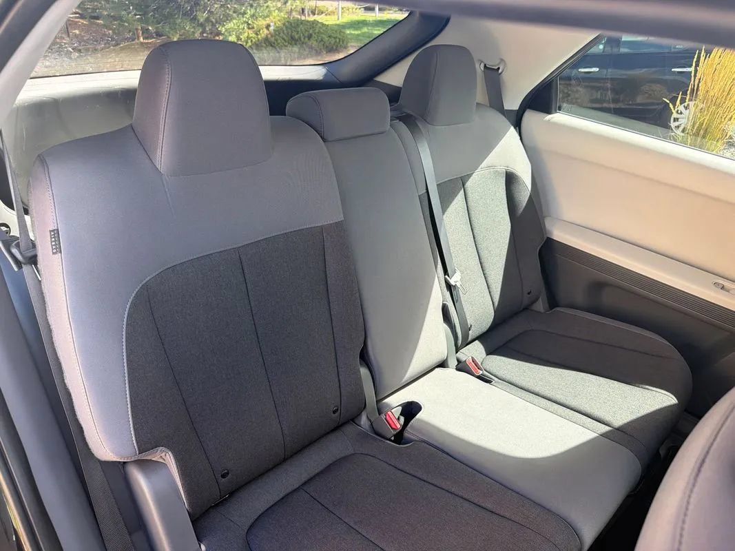 Used 2024 Hyundai Ioniq 5 SE AWD/4WD image 20