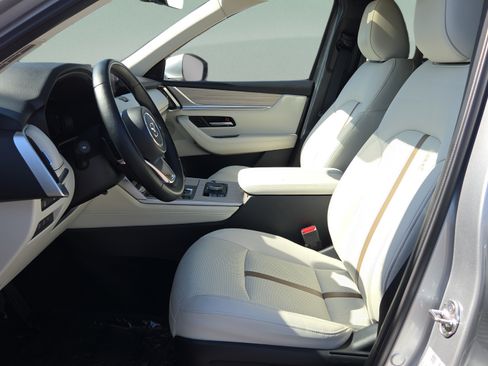 Used 2025 MAZDA CX-90 Plug-In Hybrid w/ Premium Plus AWD/4WD image 16