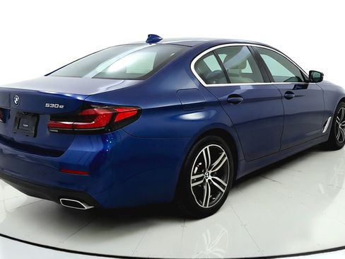 Used 2021 BMW 530e xDrive w/ Premium Package AWD/4WD image 12