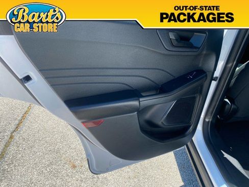 Used 2022 Ford Escape SE AWD/4WD image 17