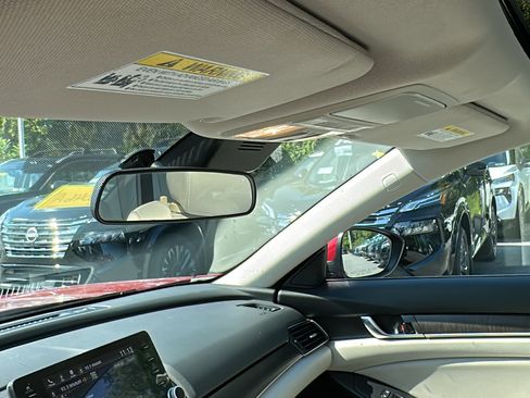 Used 2021 Honda Accord EX image 24