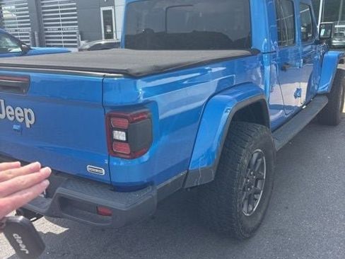Used 2020 Jeep Gladiator Overland AWD/4WD image 8