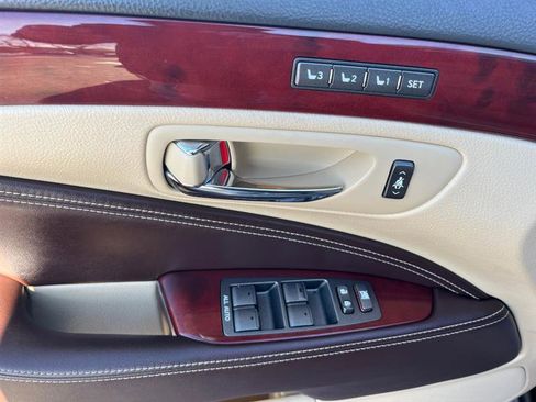 Used 2008 Lexus LS 460 L image 10