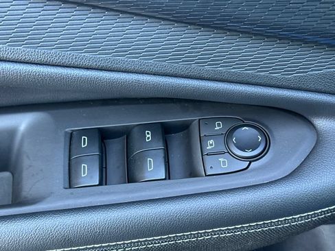 Used 2024 Chevrolet Blazer EV LT AWD/4WD image 13