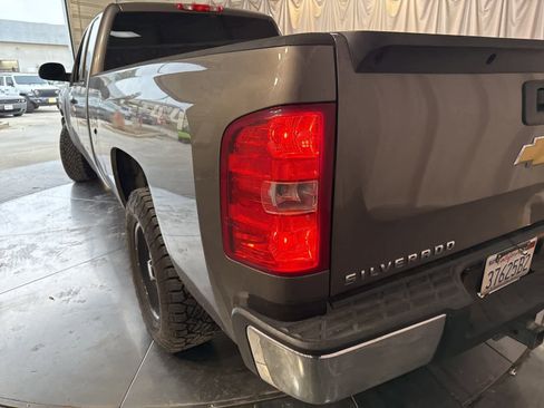 Used 2013 Chevrolet Silverado 1500 LT image 14