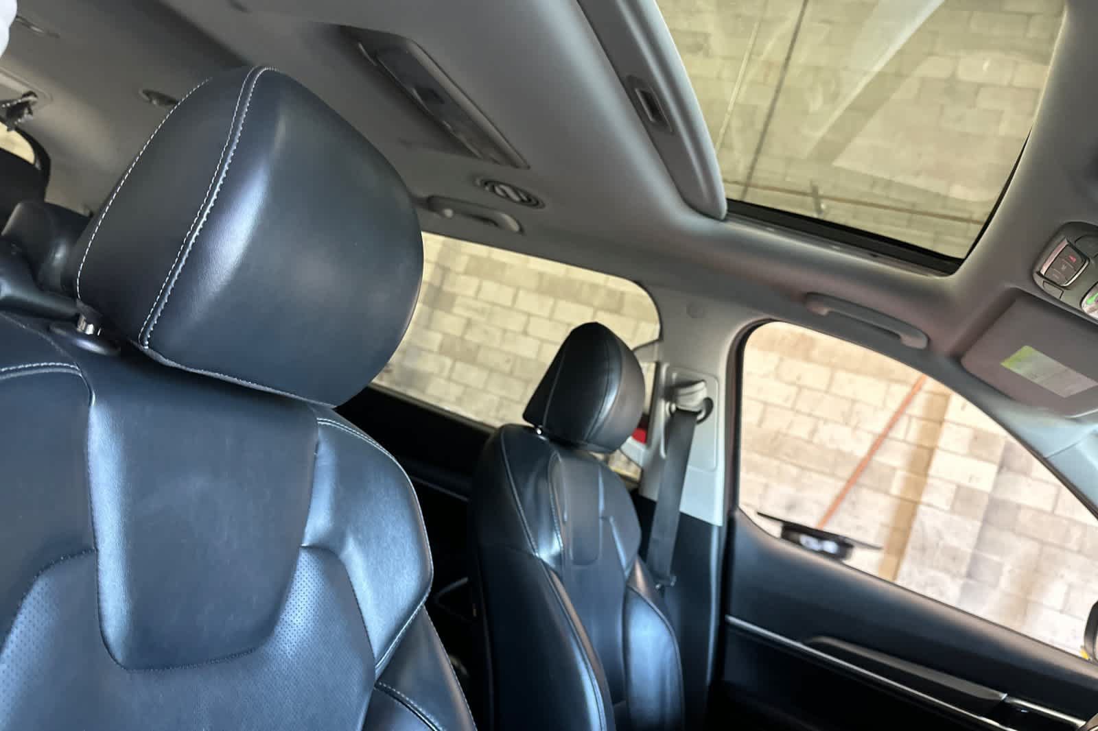 Used 2020 Kia Telluride S w/ S 8 Passenger Seating Package FWD image 19