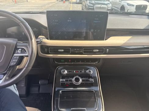 Certified 2023 Lincoln Nautilus Reserve AWD/4WD image 20