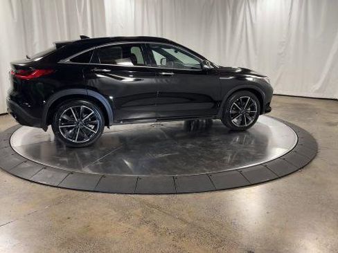 Certified 2025 INFINITI QX55 Essential image 9