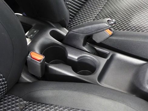 Used 2022 Nissan Versa S w/ Electronics Package image 16