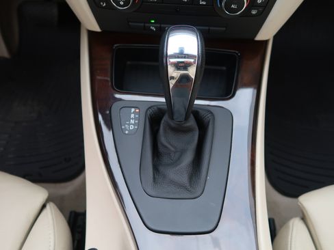 Used 2011 BMW 328i Coupe w/ Premium Pkg image 18