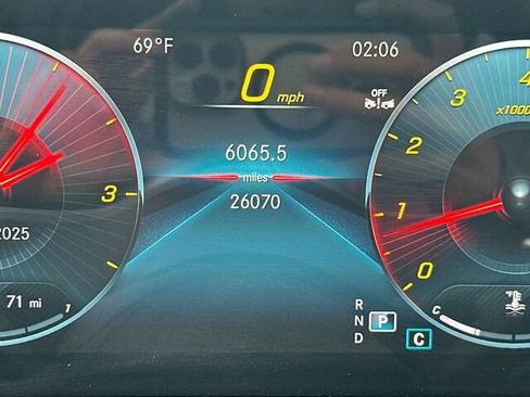 Certified 2023 Mercedes-Benz GLB 250 4MATIC image 32