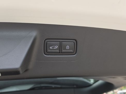Used 2025 Hyundai Santa Fe Calligraphy AWD/4WD image 11