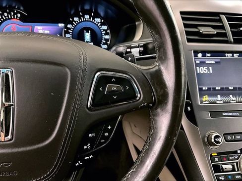 Used 2019 Lincoln MKZ Reserve AWD/4WD image 18