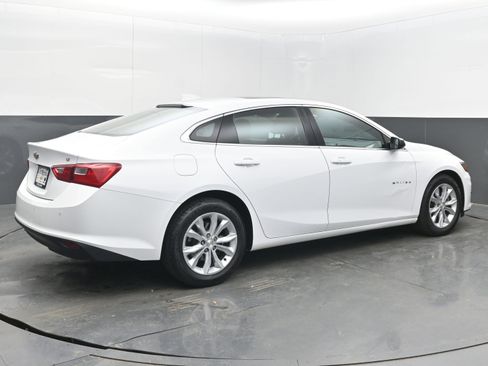 Used 2024 Chevrolet Malibu LT image 9