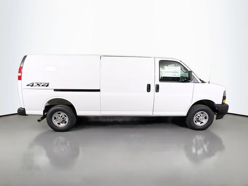 New 2026 Chevrolet Express 3500 Extended w/ Driver Convenience Package RWD image 4