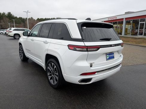 Used 2023 Jeep Grand Cherokee Overland w/ Luxury Tech Group IV image 3