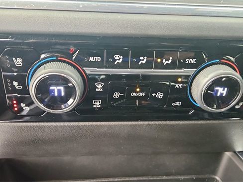 Used 2024 Chevrolet Silverado 1500 High Country w/ Midnight Edition image 24