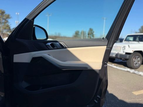 Used 2019 BMW X5 xDrive40i w/ Convenience Package image 21