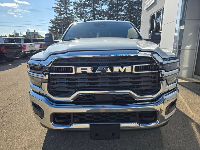 Used 2025 RAM 2500 Big Horn AWD/4WD image 3