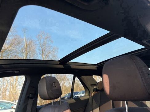 Used 2023 Mercedes-Benz GLE 450 4MATIC image 31