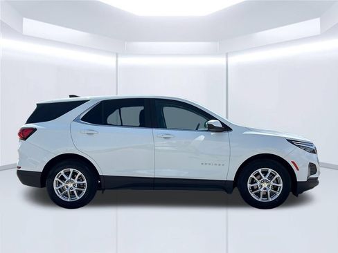 Used 2024 Chevrolet Equinox LT FWD image 8