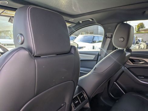 Used 2026 Jaguar F-PACE R-Dynamic S AWD/4WD image 26