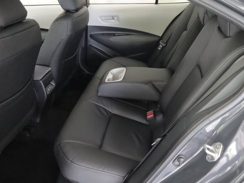 Used 2025 Toyota Corolla LE w/ LE Premium Package FWD image 9