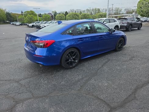 Used 2023 Honda Civic Sport image 7