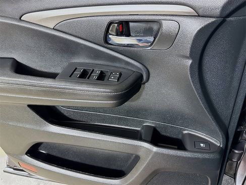 Used 2019 Honda Ridgeline RTL-T image 16