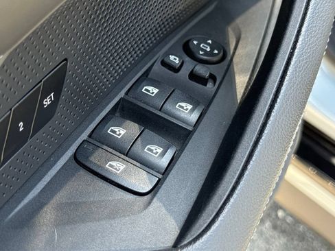 Used 2023 BMW i4 eDrive40 w/ M Sport Package RWD image 19