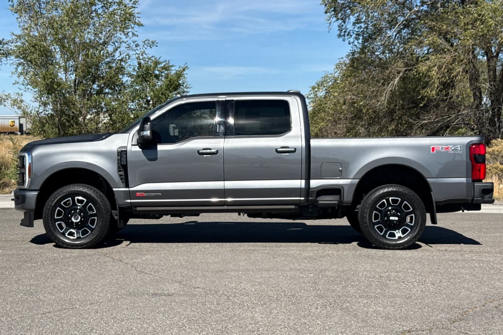 Certified 2026 Ford F350 Platinum AWD/4WD image 5