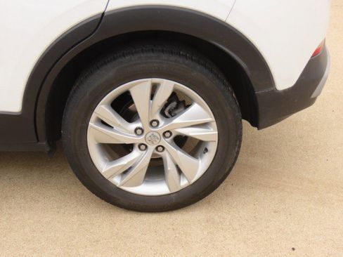 Used 2024 Buick Encore GX Preferred image 12