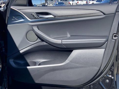 Used 2023 BMW X4 xDrive30i image 26