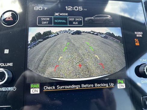 Used 2023 Subaru Ascent Limited AWD/4WD image 25