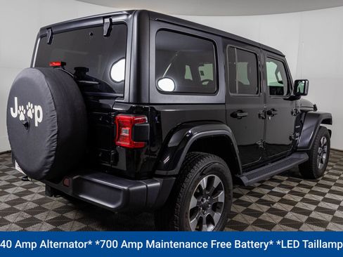Used 2022 Jeep Wrangler Unlimited Sahara w/ LED Lighting Group AWD/4WD image 12